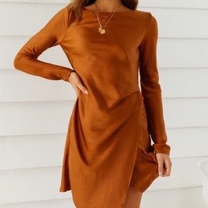 Caramel Mini Dess, Size S, Open Back, Never Worn